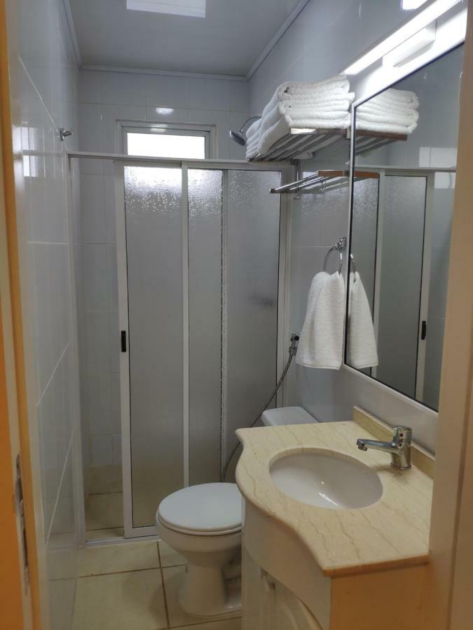 Hotel Maea Hare Repa Анґа-Роа Екстер'єр фото